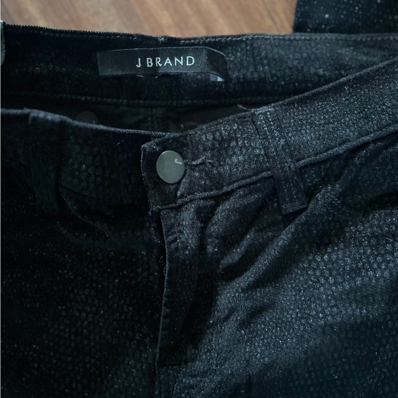 Original j brand jeans in soft fabric with silver snake print extra comfy size26 - Picture 3 of 6